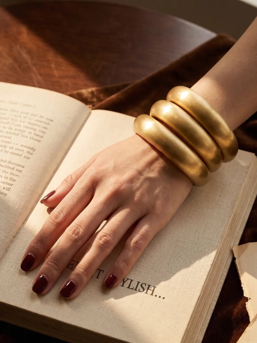 Luxury Gold Finish Resin Bangles Set (Set of 3) – Minimal Statement Stack | Lightweight Elegant Cuffs