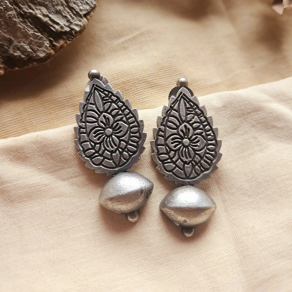 Nutan Oxidised German silver Earring