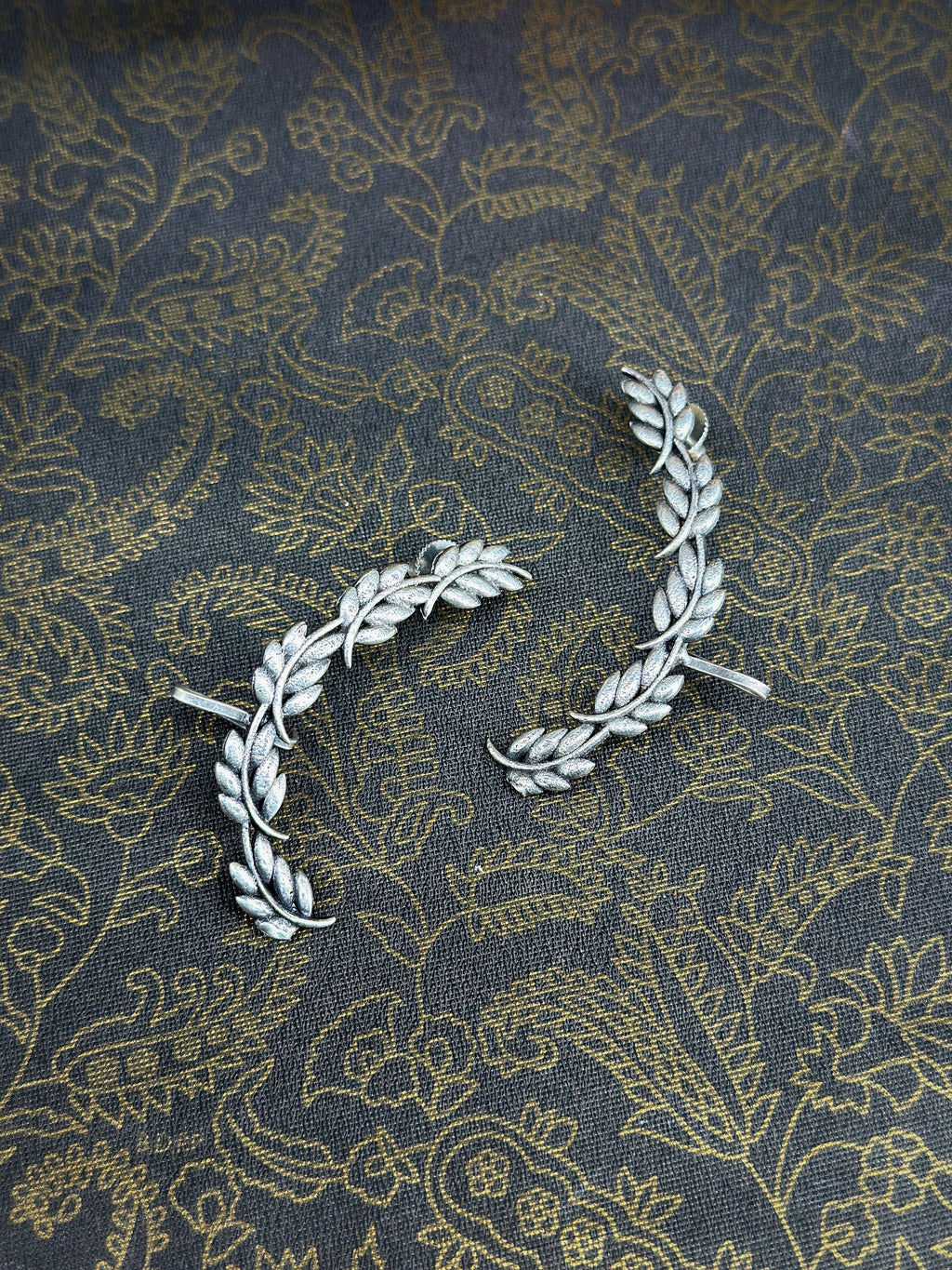 Parna Earcuff German Silver Oxidized