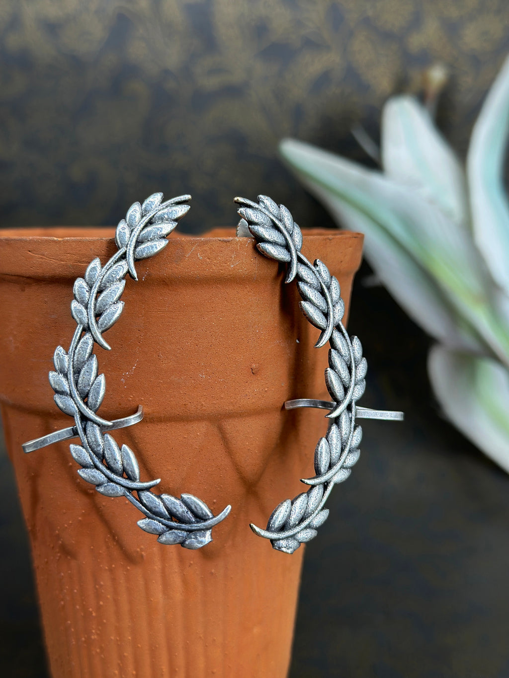 Parna Earcuff German Silver Oxidized