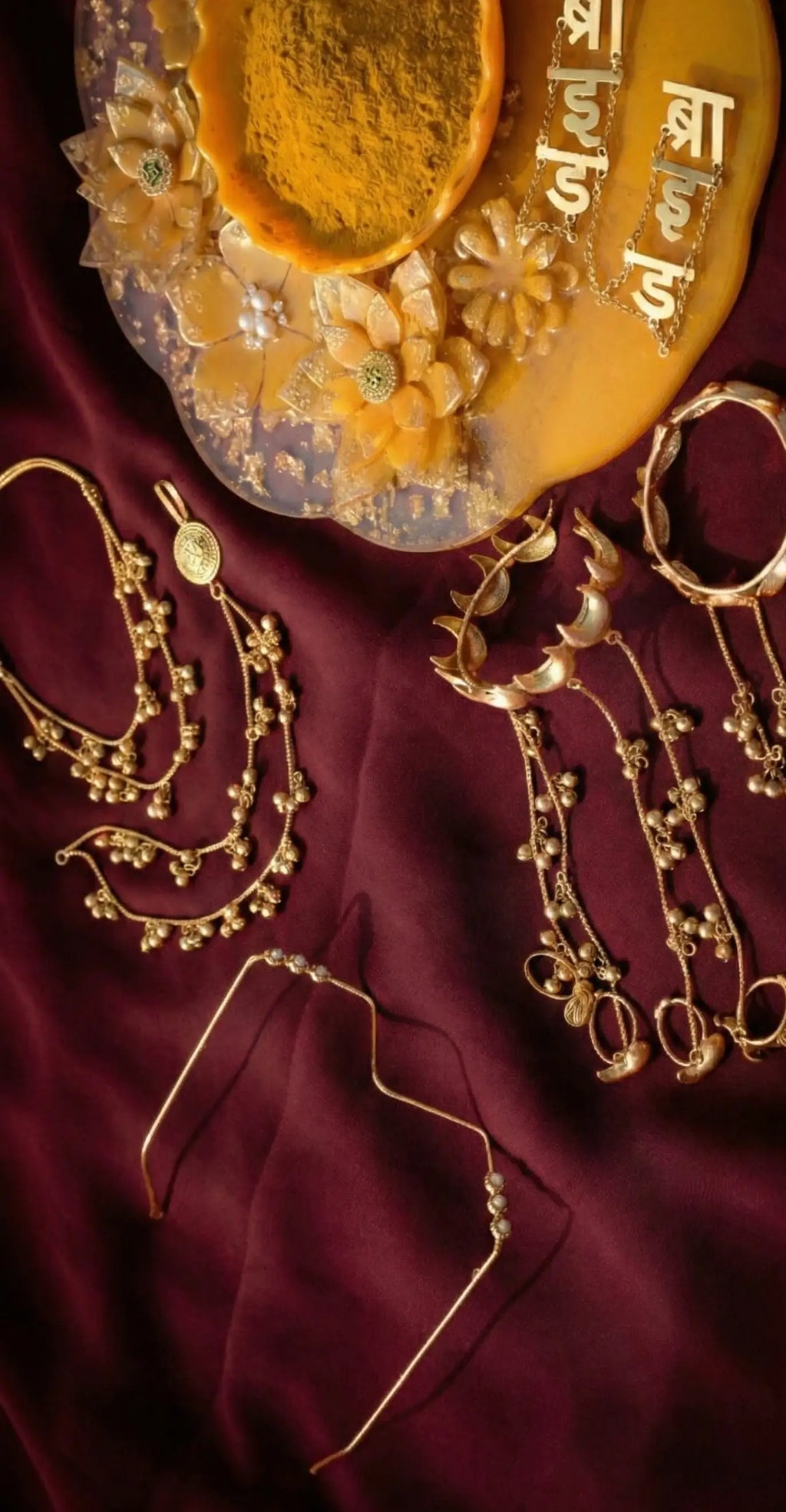 Haldi Bridal Jewellery Combo Set – Bride Earrings, Crescent Hathphool, Ghunghroo Kanchain & Elegant Facelet
